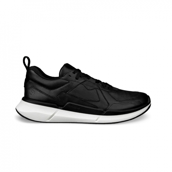 Ecco Biom 2.2 GTX Men Black/White i gruppen Skor / VARDAGSSKOR / Sneakers hos Rune stberg Cykel & Sport Aktiebolag (830814r)